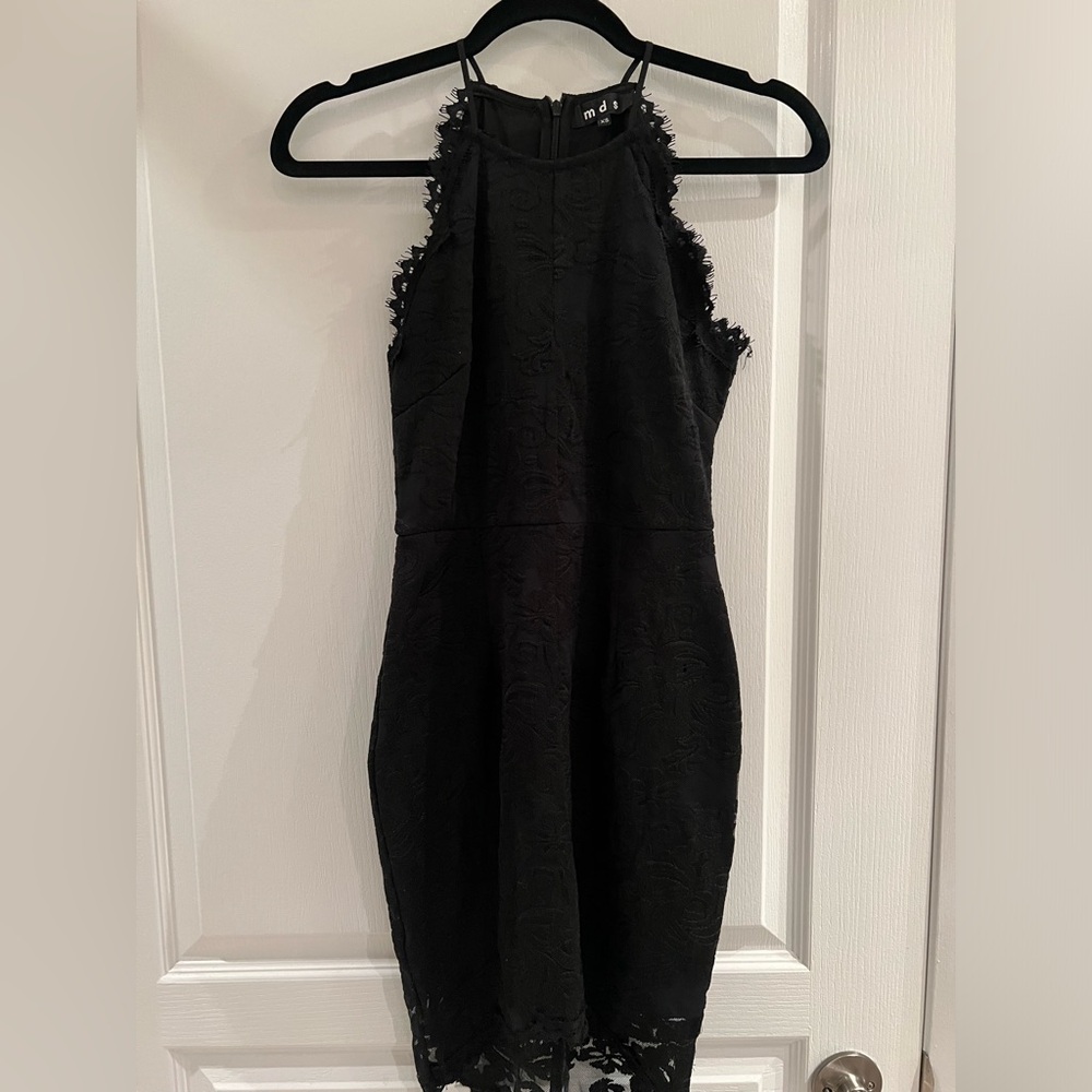 Black Lace XS Midi Dress